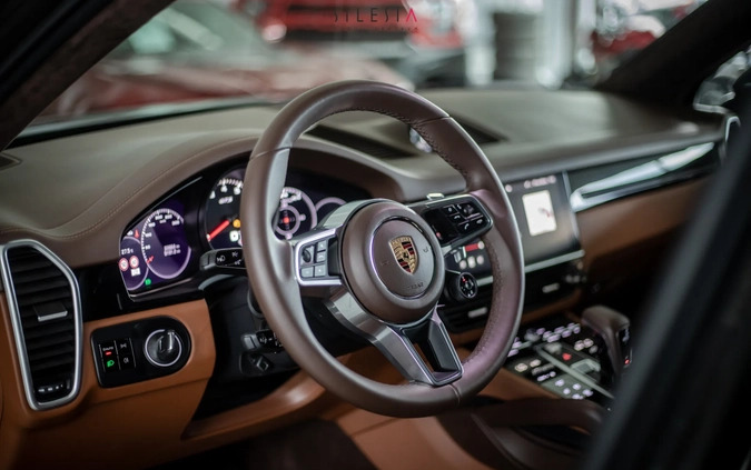 Porsche Cayenne cena 539900 przebieg: 25821, rok produkcji 2021 z Nowa Sarzyna małe 781